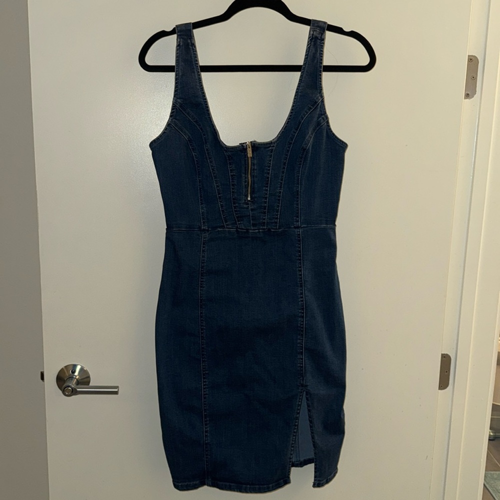 Guess Fitted Denim Dress